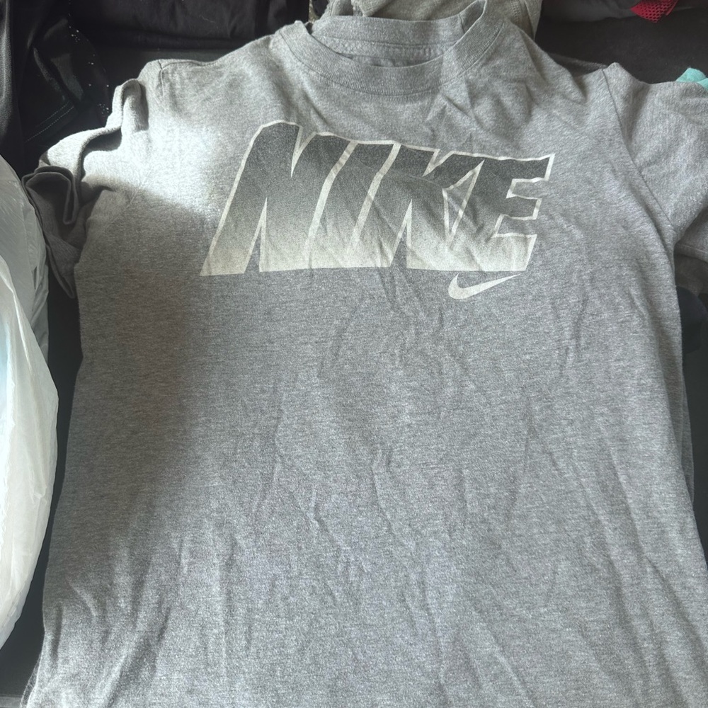 Nike Gray T-Shirt